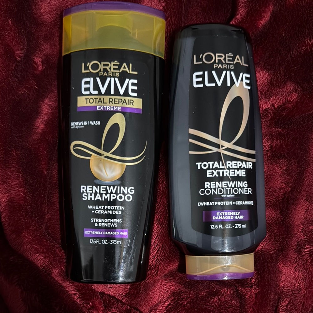 L'Oreal Elvive Total Repair Extreme Shampoo and Conditioner Set